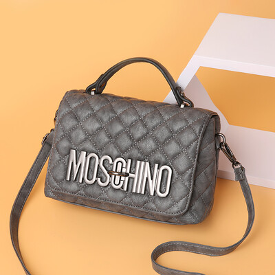 

Texture bag womens bag new Chaohan version of 100 rhomboid oblique satchel personality girl bag simple portable bag