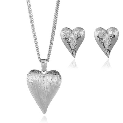 

Europe And America Trend Heart-Shaped Earrings Necklace Suit Hot Sale Jewelry For Women