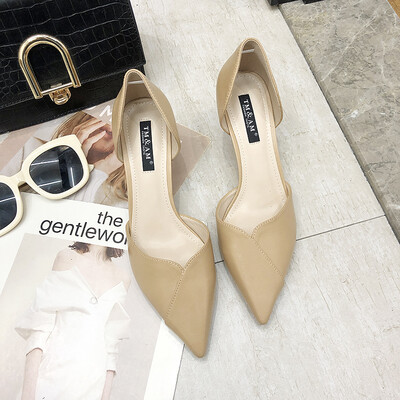 

Sandals fairy wind 2019 new summer sharp head shallow mouth network celebrity girl hollow high heels woman heel single shoe