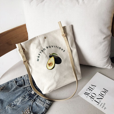 

2019 new fashion temperament shoulder bag small fresh fruit canvas bag casual wild fairy slanting bucket bag