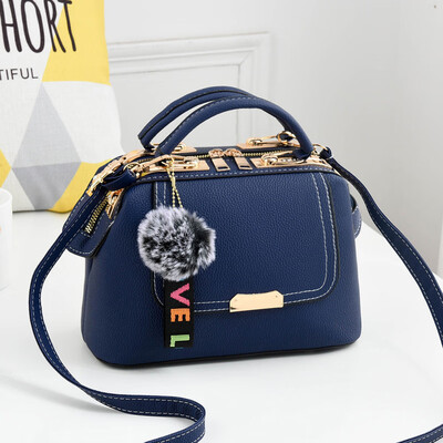 

Female bag 2019 new bag female Korean version of the steel clip cool fashion womens bag slung shoulder bag