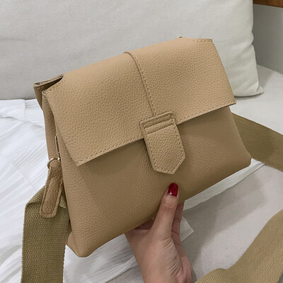

2019 New Japanese Mori Literary Vintage Wide Shoulder Square Bag Literary Fan Womens Bag Single Shoulder Messenger Bag