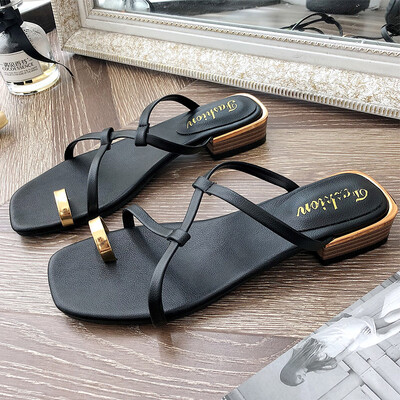 

Sandals Girls Summer Hundred Sets of Korean Edition Outside Wear Toe-clipping Coarse-heeled Chic Shoes StudentsMiddle-heeled Fair