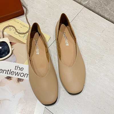 

Doudou shoes woman 2019 autumn version of the new Korean version of the Internet celebrity shallow mouth first two wear single sho