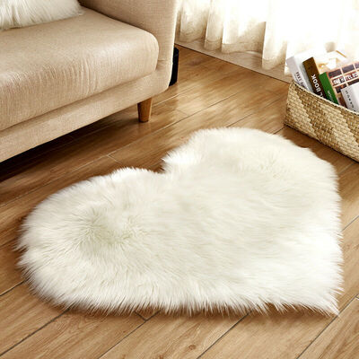 

Fluffy Heart Shaped Rug Shaggy Floor Mat Soft Faux Fur Home Bedroom Hairy Carpet
