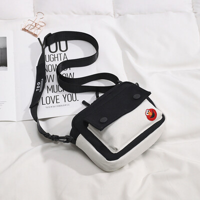 

Ins new bag female 2019 new Harajuku mini shoulder bag Korean version of the wild casual canvas Messenger bag