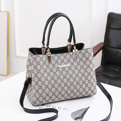 

2019 handbags new European&American fashion handbags elegant large capacity big bag shoulder Messenger bag
