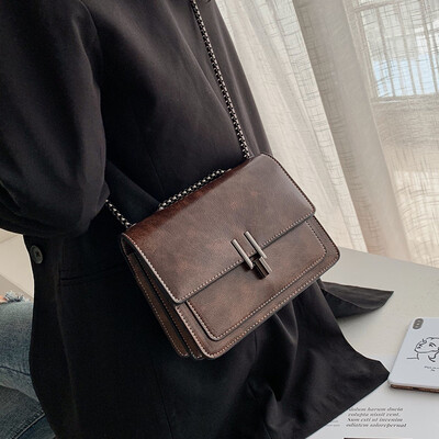

Ins super fire bag female 2019 new wave Korean version of the wild single shoulder Messenger bag Hong Kong style retro chain small square bag