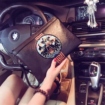 

Chinese Style Personality Korean Handbag Fashion Personality Handbag Men&Women Handbag Envelope Wristbag