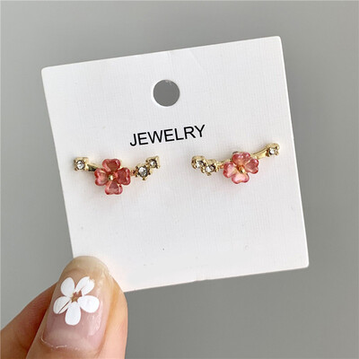 

2019 latest design brand five-pointed star minimalist earrings temperament trend fashion gifts Korean earrings for women