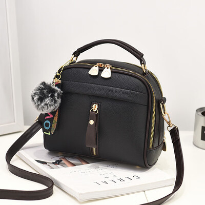 

Womens bag 2019 new womens bag cool Korean version of the fresh small bag trend fashion single shoulder Messenger bag