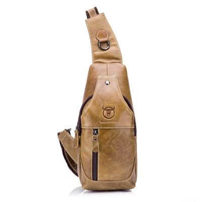 

New Gentlemen Retro Genuine Leather Messenger Bag Casual Men Crossbody Bag Chest Bag With Earphone Hole Male Shoulder Bag
