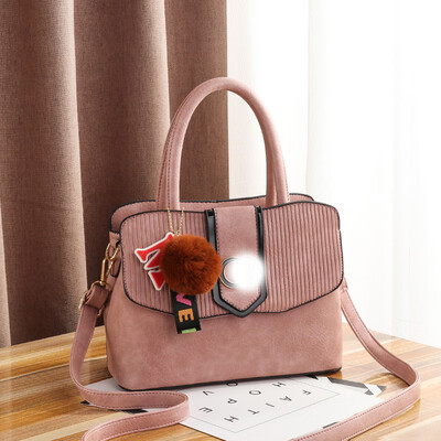 

2019 spring new fashion handbag female bag casual wild lady bag shoulder bag