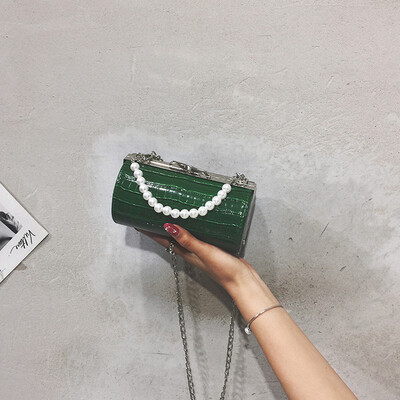 

Tailored Women Retro Pearl Leather Alligator Crossbody Beach Bag Waterproof Messenger Bag