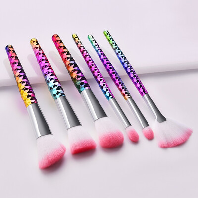 

Toponeto 6 Pcs Makeup Brushes With A Honeycomb Eye Shadow Makeup Brush Set