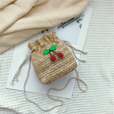 

Senior sense straw bucket small bag female 2019 new foreign gas Messenger bag small fairy wild woven bucket bag