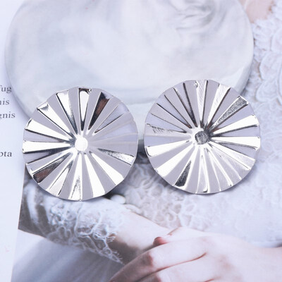 

European & American Exaggerated Round Coin Drop Earring for Women Pendientes Vintage Geometric Metal Large Earrings Jewelry Gift