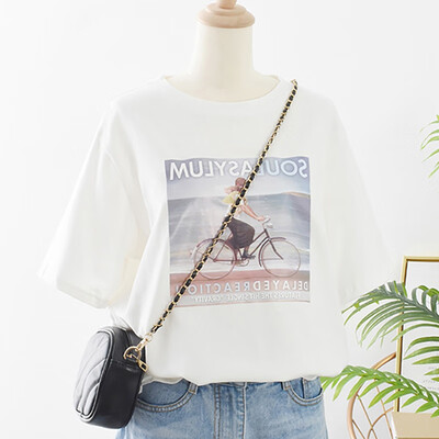 

Womens Round Neck Character & Landscape Print Short Sleeve Pullover Loose T-Shirt