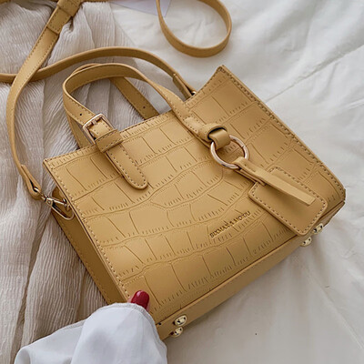 

New summer fashion handbag 2019 new Korean version oblique satchel foreign air texture stone striped single shoulder bag