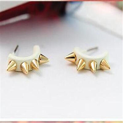 

1 Pair Punk Rivets Women Earrings White Cool Girl Alloy Ear Studs Simple U Type Night Club Ear Rings