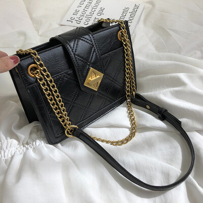 

Bag female bag new 2019 Korean version of the tide simple embroidery line chain shoulder Messenger bag female wild ins small square bag
