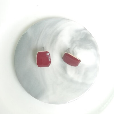 

New Womens Earrings Colorful Metal Shake Simple Charm Geometric Stud Earrings Suitable for Winter Jewelry Gifts 2019 Hot