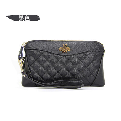 

The first layer of cowhide 2019 new ladies leather Europe&America bee bills position shell type clutch bag long wallet