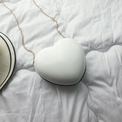 

Advanced sense bag foreign women handbag 2019 new fashion love heart-shaped mini chain Messenger bag female wild ins