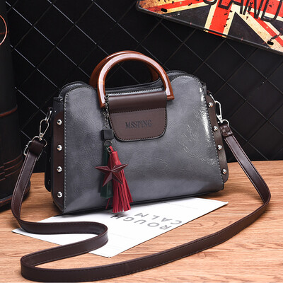 

Womens fashion chic retro European&American atmosphere portable bag Joker shoulder bag slung bag