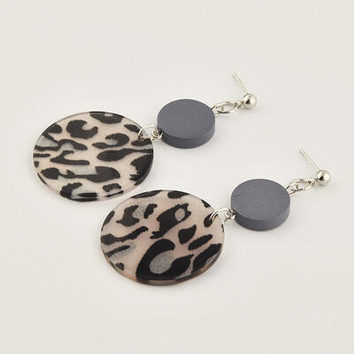 

Korean Popular Geometric Round Wooden Earrings Acrylic Dangle Drop Earrings For Women Acetic Acid Earings Fashion Jewelry 2019