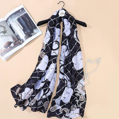 

2018 new silk hand summer sun shawl air conditioning room shawl beach towel scarves SK032