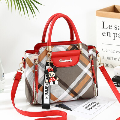 

Summer on the new bag womens bag tide Korean shoulder bag messenger bag fashion ladies Joker handbag