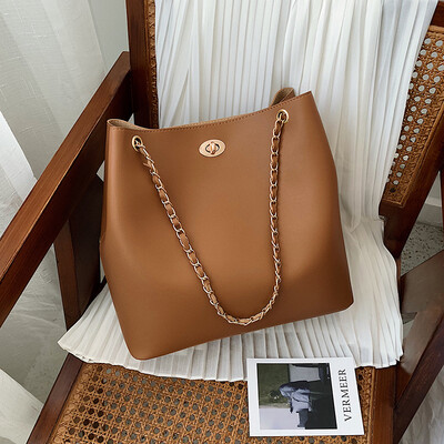 

Korean version 100 lap bag ins summer simple bucket womens bag new 2019 fashion chic single shoulder oblique satchel