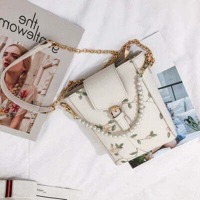

Tailored Women Pearl Leather Embroidery Flower Crossbody Bag Chain Messenger Beach Bag