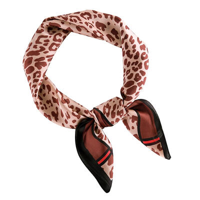 

Fashion Women Print Square Imitate Silk Scarf Kerchief Head Wrap Neck Shawl