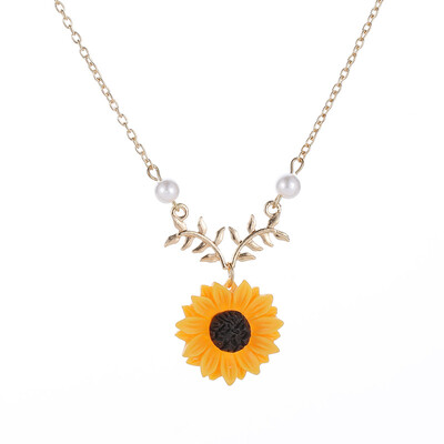 

Fashion Sunflower Leaves Pendant Necklace for Elegant Women Gold Silver Color Chain Girls Imitation Pearls Charm Jewelry Gifts