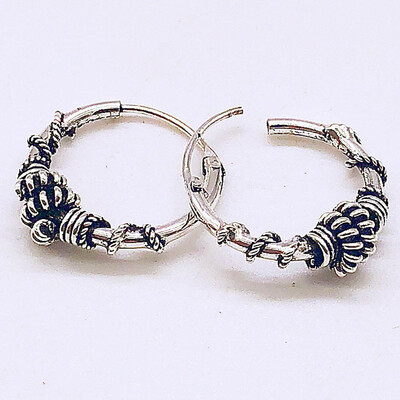 

European Vintage Silver Color Handmade Cool Small Hoop Earring