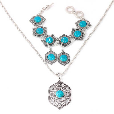 

Luxury Turquoise Gemstone Pendants Bohemia Style Necklace Earring Bracelet Women Jewelry Set