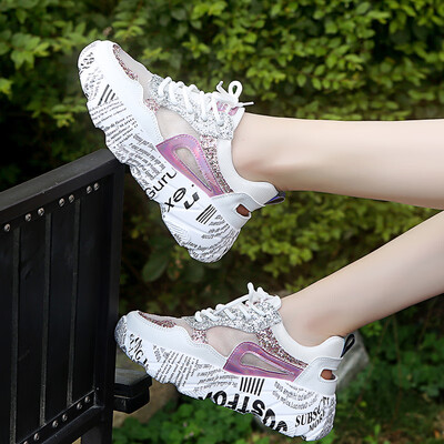 

Sports shoes female 2019 summer new wild thick breathable autumn shoes net red bear ins super fire old tide shoes