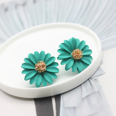 

2019 design fashion brand jewelry metal stud earrings for women elegant big daisy flower earrings girl