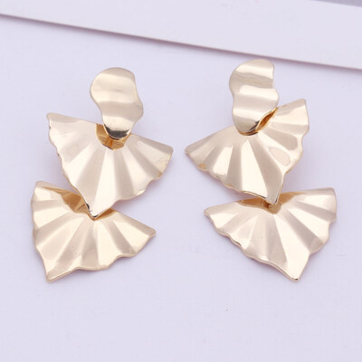 

European & American Exaggerated Round Coin Drop Earring for Women Pendientes Vintage Geometric Metal Large Earrings Jewelry Gift