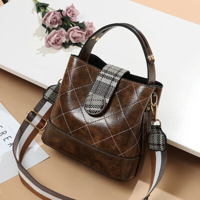 

Korean version of the bucket bag embroidered bucket bag oil bucket bucket bag shoulder bucket bag tide bucket bag bucket