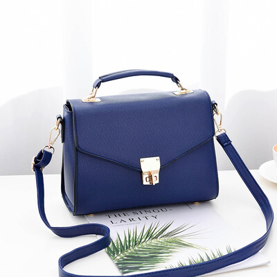 

On the new ins single shoulder slant bag woman summer version of the Korean version of 100 leisure womens bag fashion envelope fa