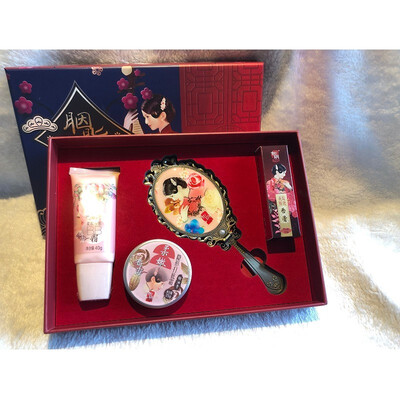 

Ruyue ruyue rouge gift box A package 1 large box with 12 boxes of 48 boxes 10 bags from the batch 15321