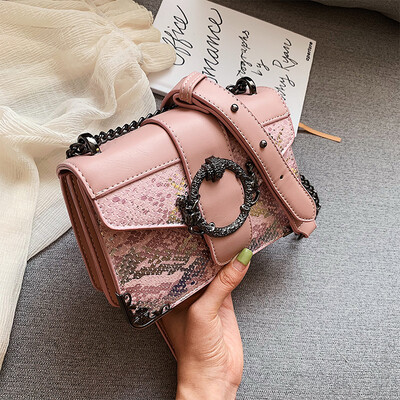

Chic casual bag texture retro chain small square bag new 2019 casual womens shoulder bag Messenger bag