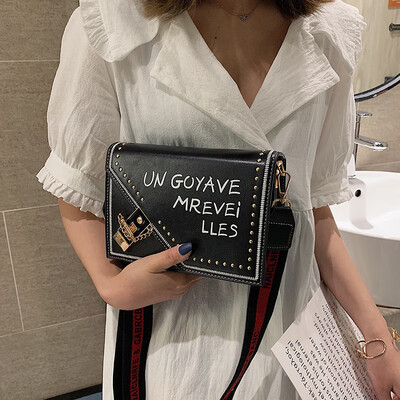 

Net red pouch handbag 2019 new summer small fresh wide shoulder strap shoulder bag fashion wild ins Messenger bag
