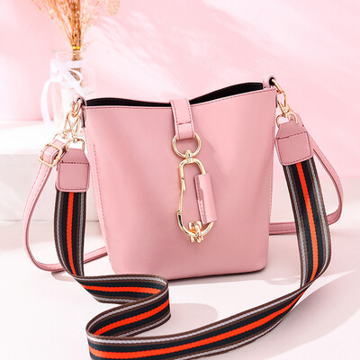 

Spring&summer ladies new wave Korean fashion Joker womens shoulder bag Messenger bag ins