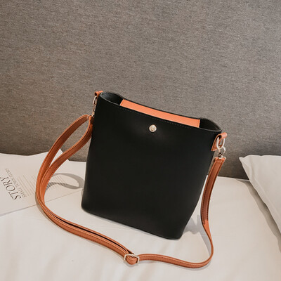 

Simple bucket bag 2018 new fashion shoulder four seasons big bag Korean version of the bag wild Messenger bag tide solid color