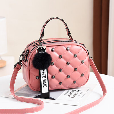 

Rivet fashion small square bag element personality portable bag Korean version of the wild single shoulder diagonal handbag