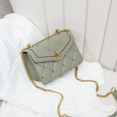 

Ins Super Fire Girl Korean Texture Small Square Bag Fashion Lingge Chain Single Shoulder Messenger Bag